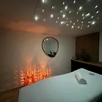 Будинок відпочинку Avec Jacuzzi *