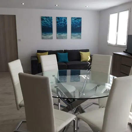 Avec Jacuzzi Дом отдыха Порто-Веккьо