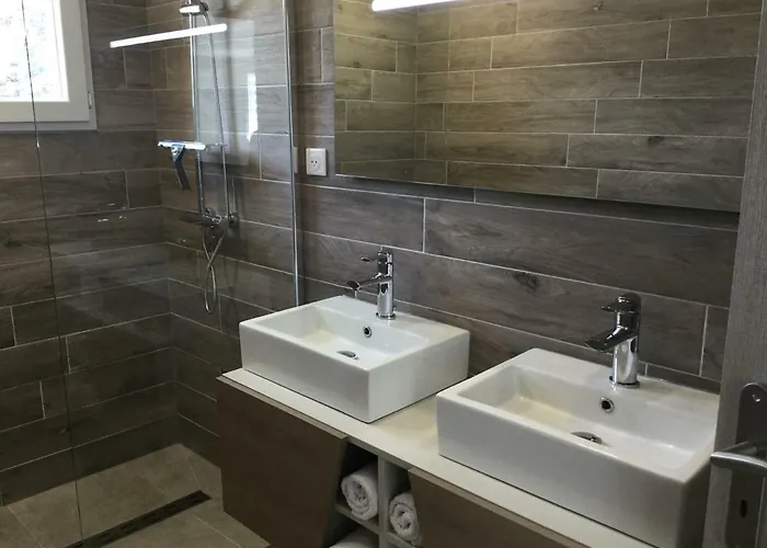 Avec Jacuzzi Nyaraló Porto-Vecchio